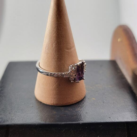 Rhodium Plated Simulated Emerald Ring - Elegant Open Design - Size 9 - Picture 10 of 12